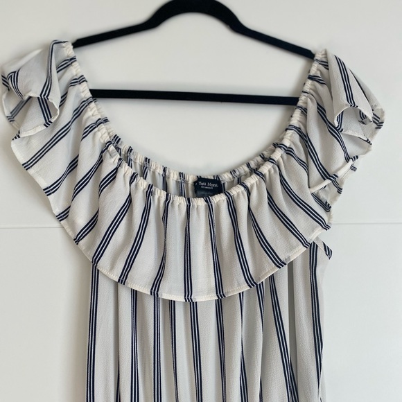 Womens Off the Shoulder Jumpsuit in White with Navy Pinstripe Size XL-must have! - Picture 2 of 7